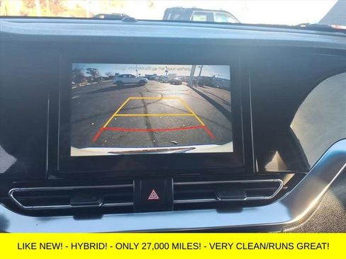 Used 2020 Kia Niro LXS image 19
