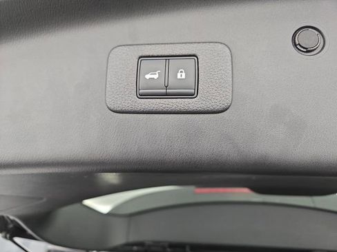 Used 2024 Nissan Armada SL w/ Midnight Edition Package image 52