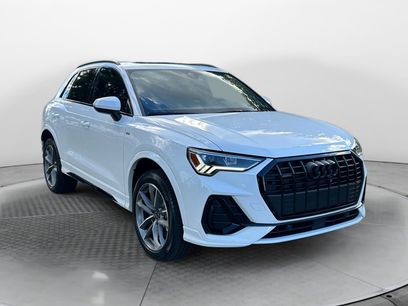 New 2025 Audi Q3 2.0T Premium