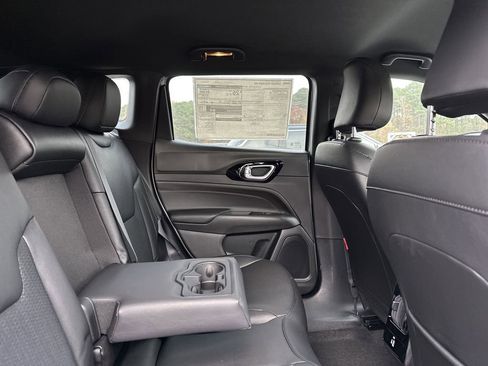 New 2026 Jeep Compass Trailhawk image 31