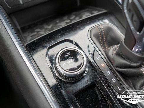 Used 2024 GMC Canyon AT4 w/ Technology Package image 28