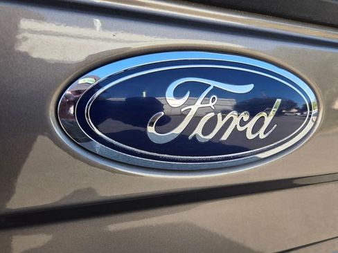 Used 2021 Ford F250 Lariat w/ Chrome Package image 14