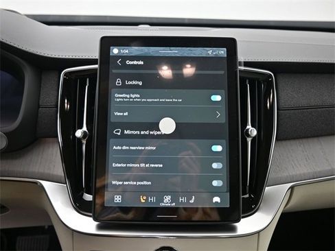 New 2026 Volvo XC90 T8 Ultra image 18