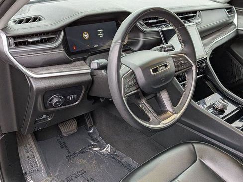 Certified 2023 Jeep Grand Cherokee L Limited image 11