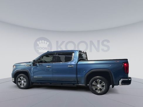 Used 2024 GMC Sierra 1500 SLT w/ X31 Off-Road Package AWD/4WD image 8