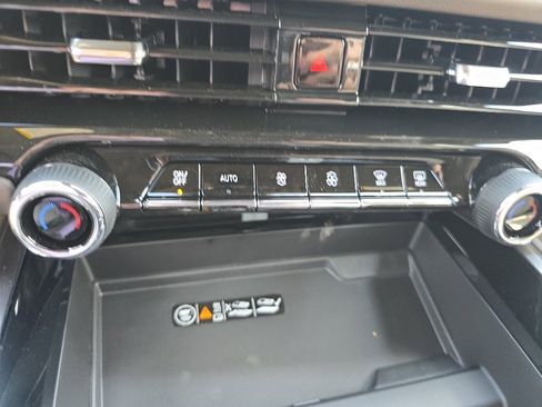 New 2026 Chevrolet Tahoe LT image 29