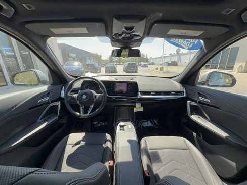 New 2025 BMW X1 xDrive28i w/ Convenience Package AWD/4WD image 12