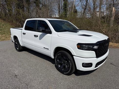 Used 2026 RAM 1500 Big Horn AWD/4WD image 4