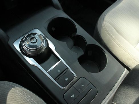 Used 2020 Ford Escape S AWD/4WD image 32