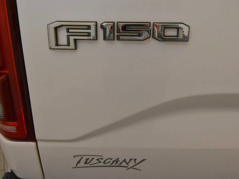 Used 2016 Ford F150 Lariat w/ Equipment Group 502A Luxury AWD/4WD image 21