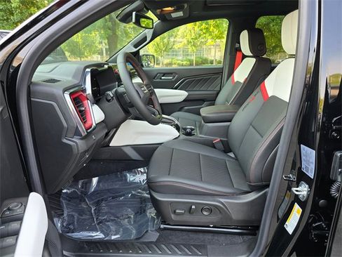 New 2025 GMC Canyon AT4 w/ AT4X Package image 20