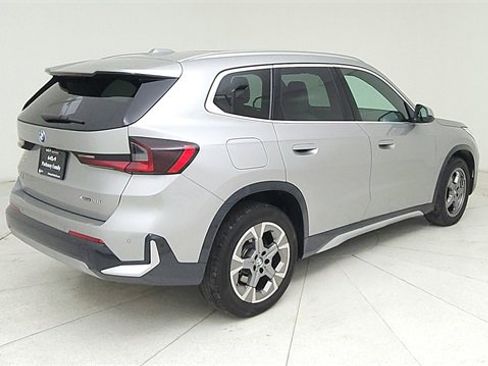Used 2025 BMW X1 xDrive28i image 5