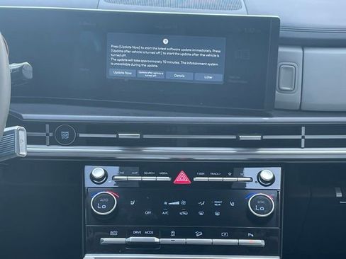 Used 2024 Hyundai Santa Fe SEL image 12