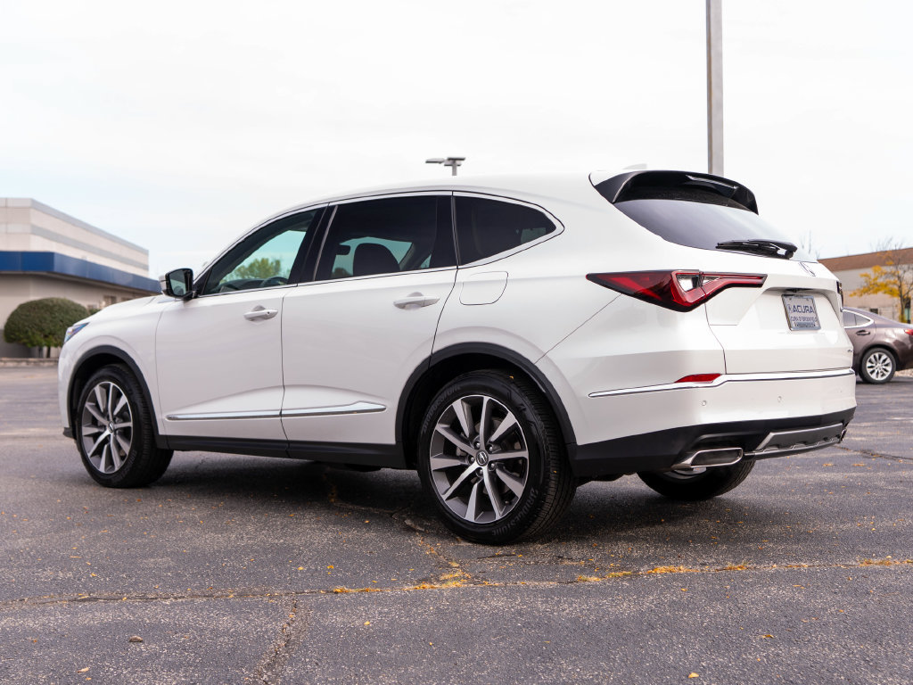 Certified 2025 Acura MDX w/ Technology Package AWD/4WD image 9