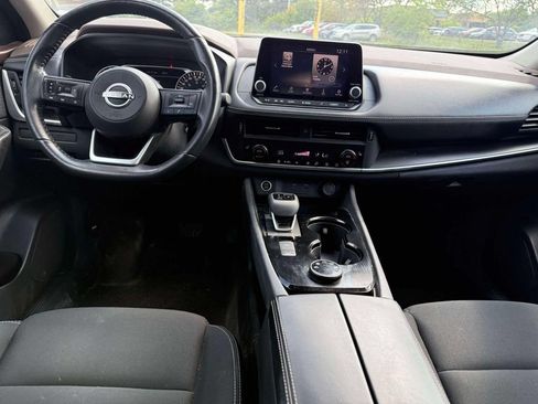Used 2023 Nissan Rogue S AWD/4WD image 13