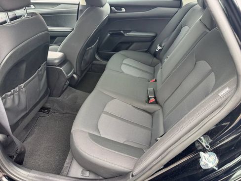 Used 2022 Kia K5 LXS FWD image 10