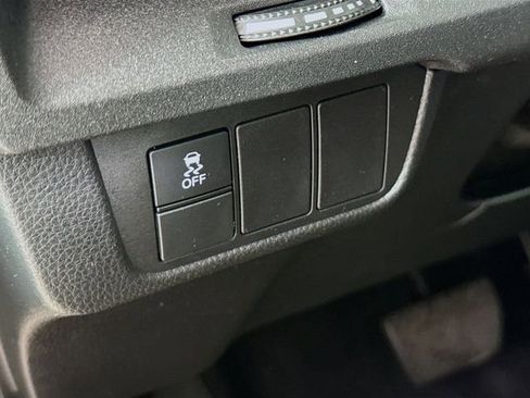 Certified 2023 Honda CR-V EX image 9