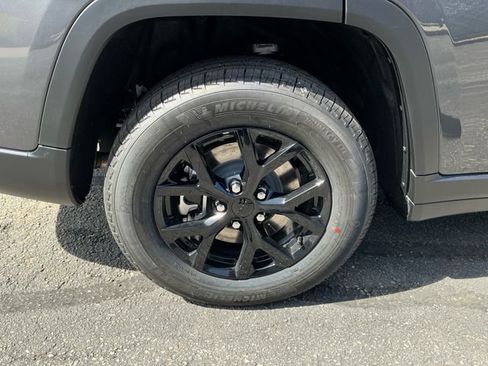 New 2026 Jeep Grand Cherokee L 4WD image 18