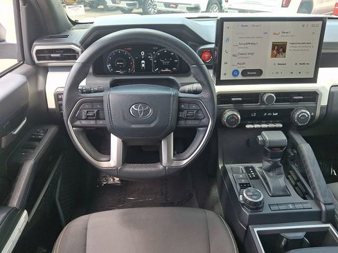Used 2024 Toyota Tacoma TRD Off-Road AWD/4WD image 11