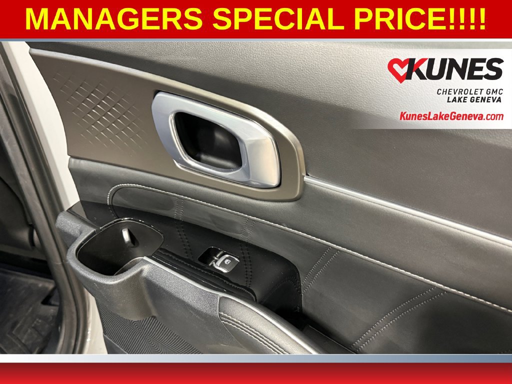 Used 2022 Kia Sorento SX FWD image 38