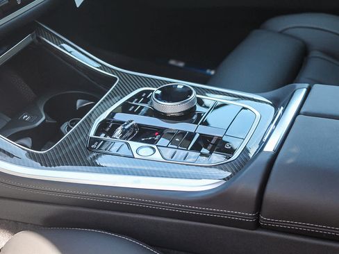 New 2026 BMW X5 M60i image 19