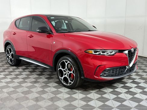 Used 2024 Alfa Romeo Tonale Ti AWD/4WD image 7