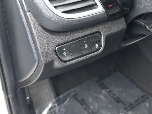 Used 2024 Kia Seltos S image 21