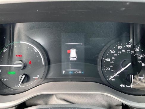 Certified 2024 Toyota Sienna XLE image 26