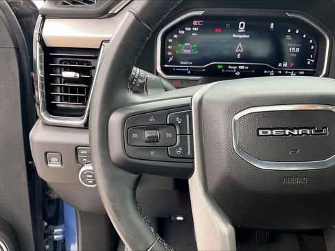 Used 2024 GMC Sierra 1500 Denali w/ Technology Package AWD/4WD image 24