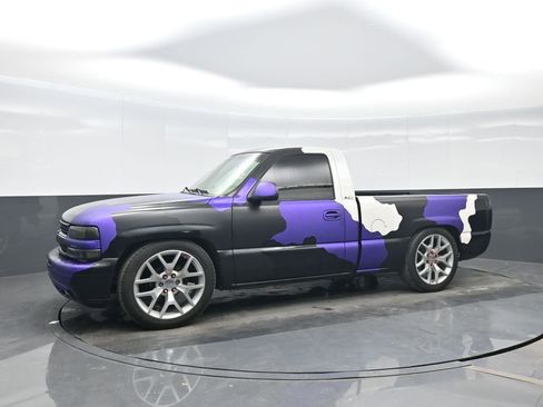 Used 2000 Chevrolet Silverado 1500 LS image 2