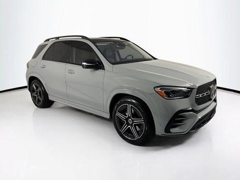 Certified 2024 Mercedes-Benz GLE 450 4MATIC image 3