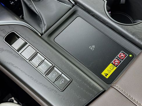 New 2026 Lexus LX 600 4WD w/ Luxury Package image 21