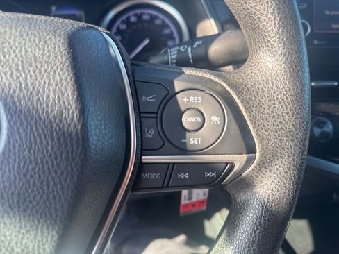 Used 2023 Toyota Camry LE image 12