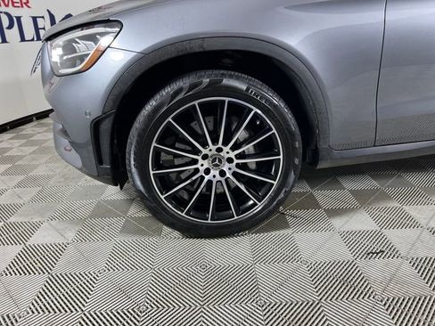 Used 2022 Mercedes-Benz GLC 300 image 24