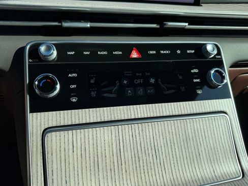 New 2026 Genesis GV80 3.5T Prestige image 15