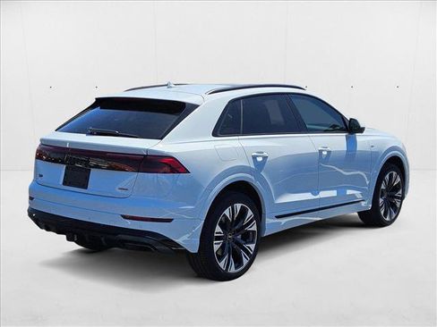 New 2025 Audi Q8 Premium Plus image 2