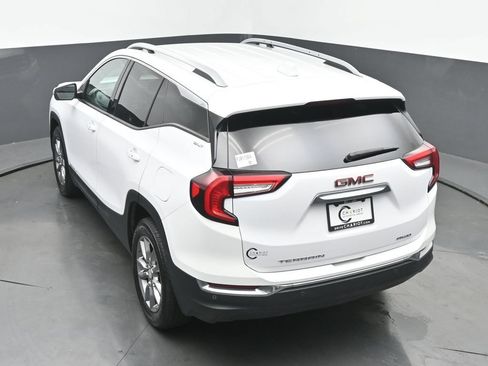 Used 2022 GMC Terrain SLT AWD/4WD image 39