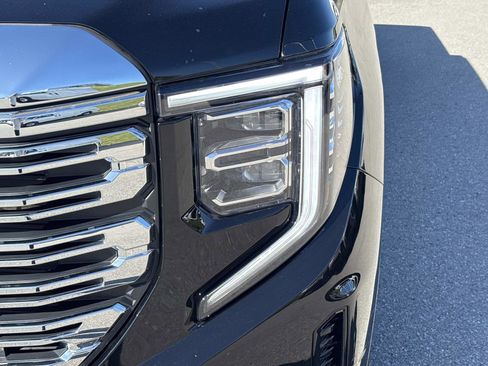 Certified 2024 GMC Sierra 1500 Denali image 11
