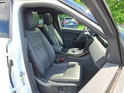Used 2026 Land Rover Range Rover Evoque S AWD/4WD image 3