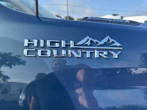 Used 2026 Chevrolet Silverado 2500 High Country w/ Technology Package AWD/4WD image 44