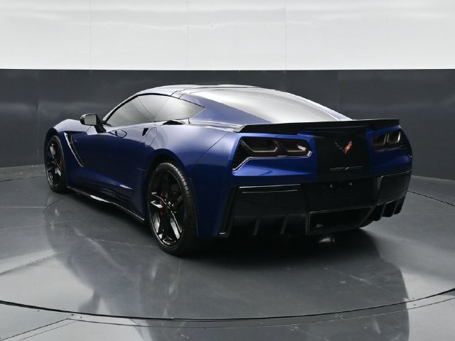 Used 2016 Chevrolet Corvette Stingray Coupe w/ 2LT Preferred Equipment Group RWD image 8