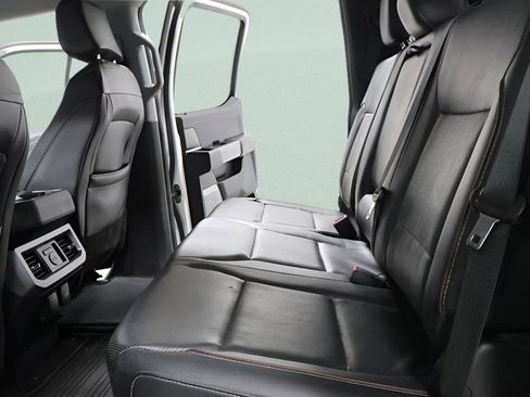 Used 2024 Ford F250 Lariat w/ Lariat Ultimate Package image 24