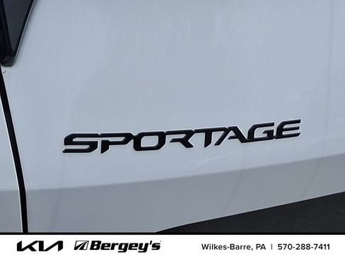 Certified 2025 Kia Sportage X-Line w/ Premium Package AWD/4WD image 24