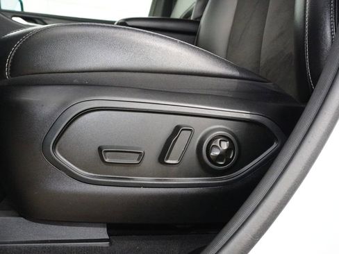 Used 2023 Jeep Grand Cherokee Altitude image 27