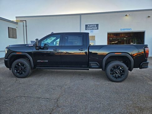 New 2026 GMC Sierra 2500 AT4 w/ AT4 Premium Plus Package image 2