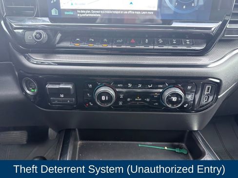 Used 2023 Chevrolet Silverado 1500 ZR2 image 36