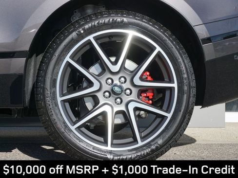 New 2025 Land Rover Range Rover Velar Dynamic SE image 32