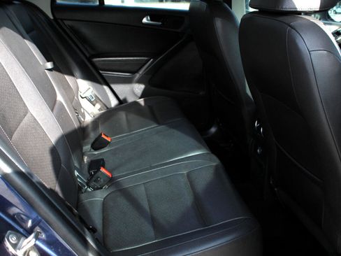 Used 2016 Volkswagen Tiguan S image 14