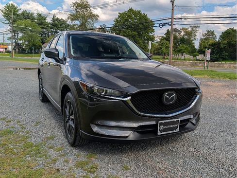 Used 2018 MAZDA CX-5 Touring w/ Preferred Equipment Package AWD/4WD image 3