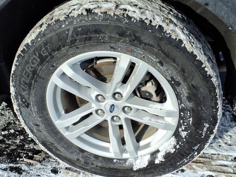 Certified 2023 Ford Explorer XLT w/ Equipment Group 202A image 8